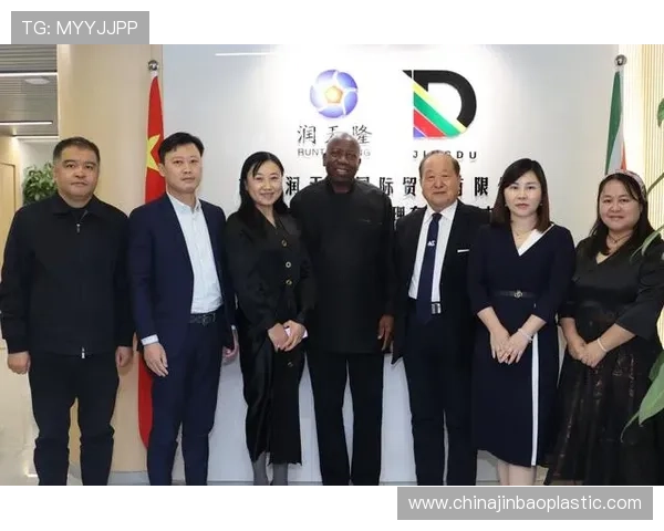 深圳乒乓球队配合排名创新高展现团队实力与默契合作新篇章 深圳乒乓球队配合排名创新高展现团队实力与默契合作新篇章